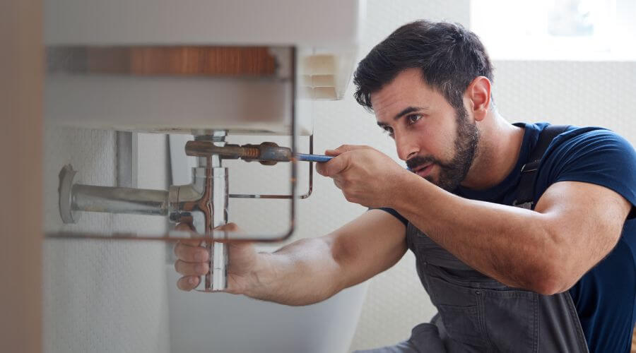 Sink faucet installation in Kingsland, AR